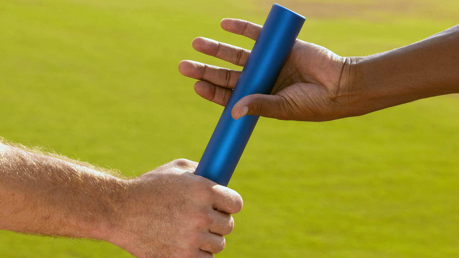 体育教学中增强现实与虚拟现实融合应用，结合教学实践谈谈示范在体育教学中的运用